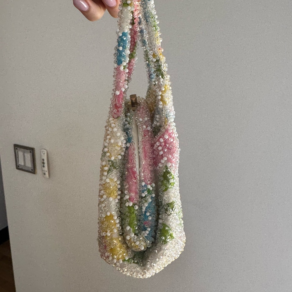 Vintage Beaded Floral Mini hang Bag - White/Pink/Yellow - Picture 6 of 6